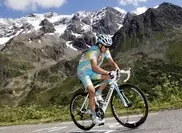 UCI хочет лишить велокоманду "Астана" лицензии