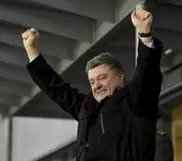 В Сети появилось видео и фото эмоционального Порошенко