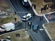 Переодетые в женщин мужчины протаранили ворота в штаб-квартиру АНБ