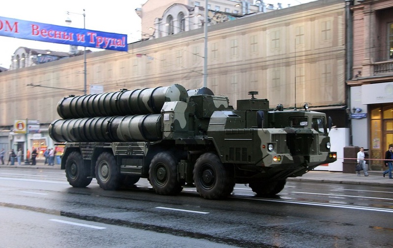 Зенитный комплекс С-300 на параде в Москве. © wikipedia.org