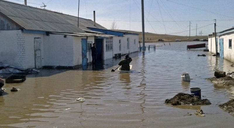 Паводки в Карагандинской области. Фото Айсулу Буштаевой