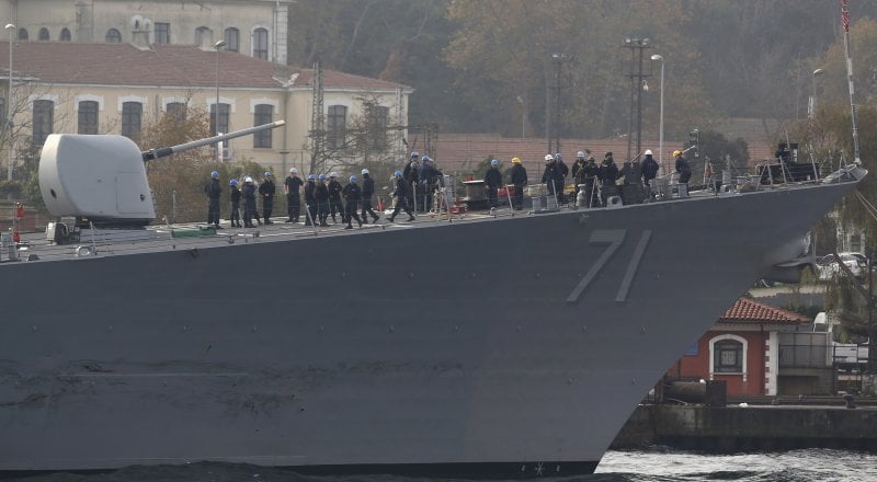 Эсминец "Росс". Фото ©Reuters