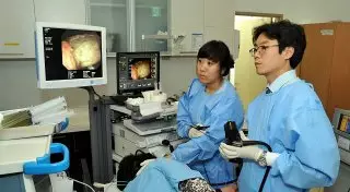 Бердибек Сапарбаев озвучил расходы казахстанцев на лечение в Южной Корее