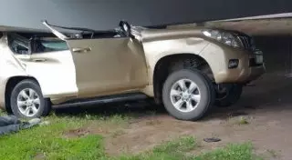 Внедорожник въехал в опору моста в Астане