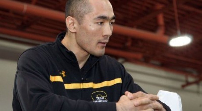 Бейбут Шуменов. Фото с сайта boxingscene.com