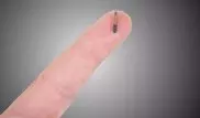 Вживленный под кожу чип RFID может заменить ключи от дома