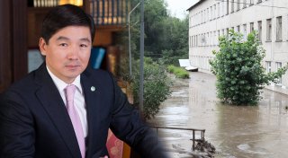 Коллаж из фотографий Владимира Прокопенко и сайта nurotan.kz