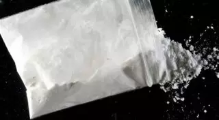 Судмедэксперт в ЮКО украл взятый на проверку героин и пытался его продать