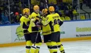 "Сарыарка" забросила 10 шайб в стартовом матче чемпионата ВХЛ