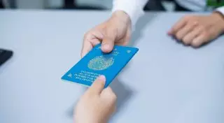 Выдавать паспорта и удостоверения в РК будут за 15 дней