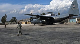 Самолет C-130 Hercules. © U.S Department of Defense