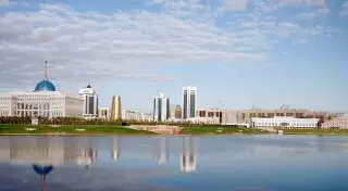 Назарбаев написал статью про путь к новой казахстанской мечте