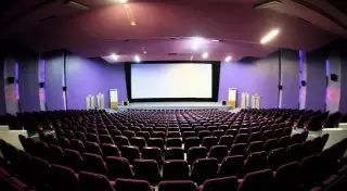 Полиция расследует инцидент в кинотеатре Астаны