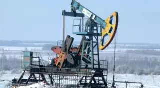 Стоимость американской нефти вновь упала ниже 30 долларов