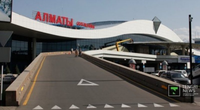 Аэропорт Алматы. Фото © Николай Колесников