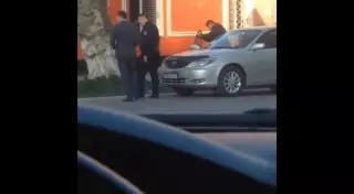 Полицейский из Шымкента, которого отчитали на глазах у прохожих, рассказал об инциденте