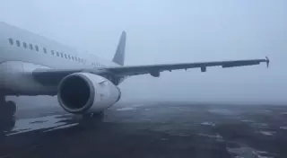 В аэропортах Астаны и Алматы отменено свыше 10 рейсов