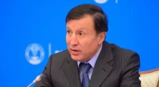 Джаксыбеков предложил госорганам и нацкомпаниям использовать гибкий график работы