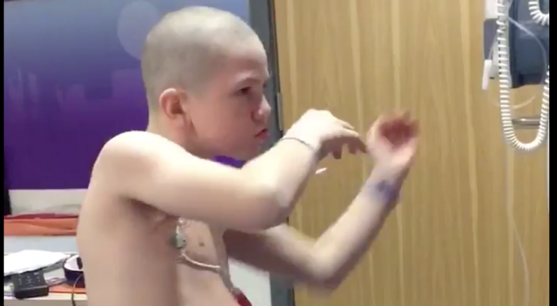 Юный боксер Ли Уэлш. Кадр из видео.