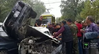 Пострадавшая в ДТП с трамваем в Алматы примирилась с одним из обвиняемых