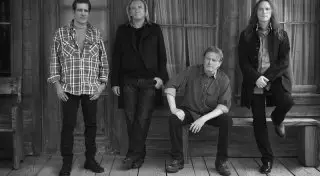 Легендарная группа Eagles распалась после смерти основателя