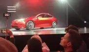 Tesla получила почти 300 тысяч предзаказов на самый дешевый электрокар