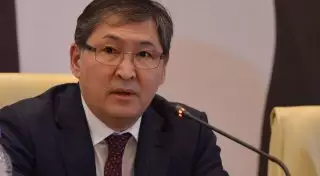 Министр образования и науки РК рассказал, какой должна быть школьная форма