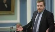 Премьер-министр Исландии подал в отставку на волне "офшорного скандала"