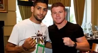 Кинотеатры США будут транслировать бой Альварес - Хан