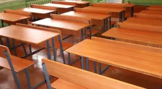 Лжекомиссия вымогала деньги у директоров 10 школ Карагандинской области