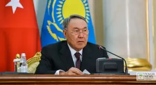 Нурсултан Назарбаев прибыл в Стамбул