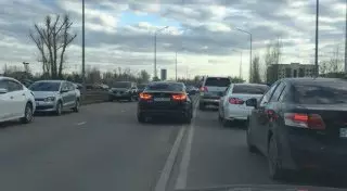 Водителя авто Управделами Президента наказали за выезд на "встречку" в Астане