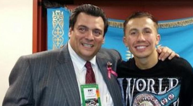 Президента WBC Маурисио Сулейман и Геннадий Головкин. Фото с сайта wbcboxing.com