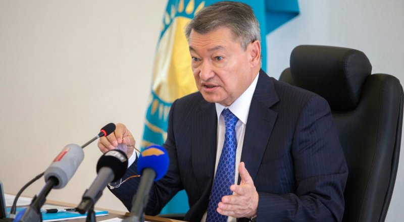 Аким ВКО Даниал Ахметов.