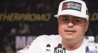 Головкину следует пойти на уступки Альваресу - Роберт Гарсия