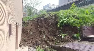 В "Казселезащите" не исключают дальнейшего схода оползней в верхней жилой части Алматы