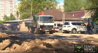 Алматинцы пожаловались на самую разбитую улицу Калкамана
