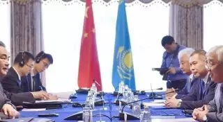 Казахстан и Китай обсудили возможности увеличения объемов двусторонней торговли