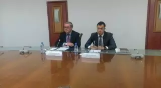 Чиновники не могут запретить людям подавать заявления на "несуществующую" землю в Астане