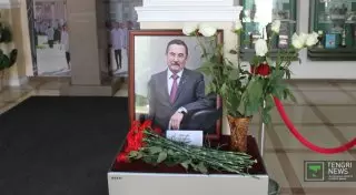 В Алматы простились с бывшим ректором КазНМУ Айканом Акановым