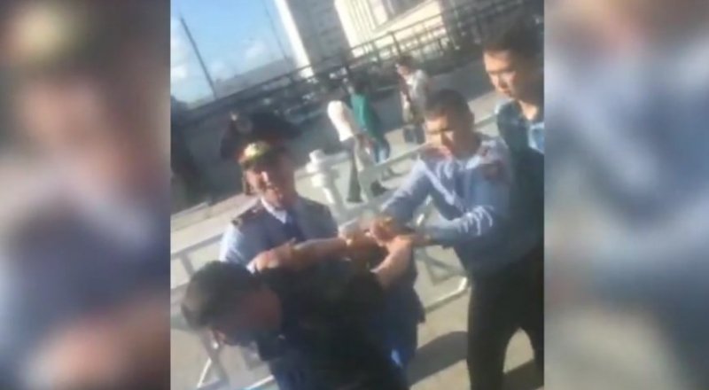 Кадр из видео