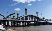 Успешно завершены подъем и стыковка центральной арки на мостовом переходе через Иртыш