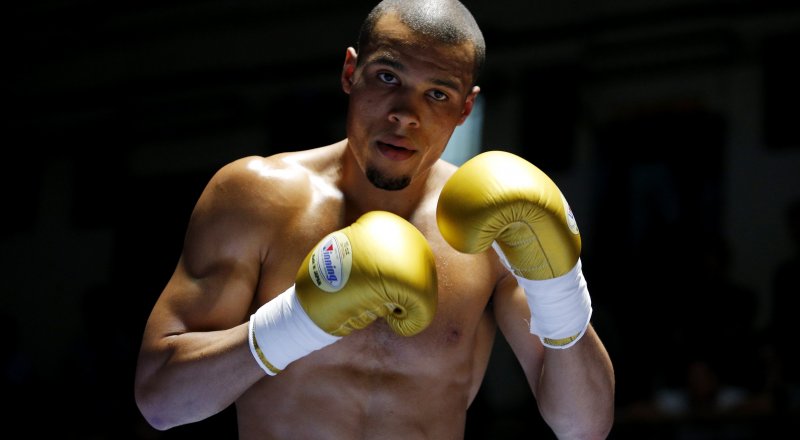 Британский боксер Крис Юбенк-младший. Фото © REUTERS