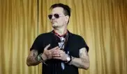 Была любимая, а стала "сволочь": Джонни Депп перебил татуировку с прозвищем Эмбер Херд