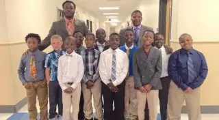 Как учитель решил научить сорванцов быть джентельменами