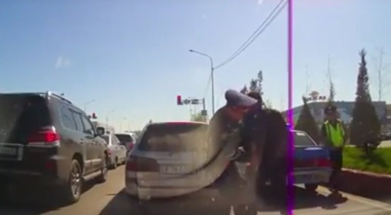 Кадр из видеоролика YouTube