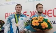 Тяжелоатлеты Зайчиков и Уланов прилетели в Алматы