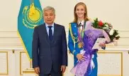 Министр обороны РК поздравил Ольгу Рыпакову с "бронзой" Игр в Рио