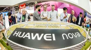 Huawei представила новые смартфоны Nova