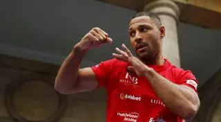 С нетерпением жду, когда ударю Головкина по лицу - Брук